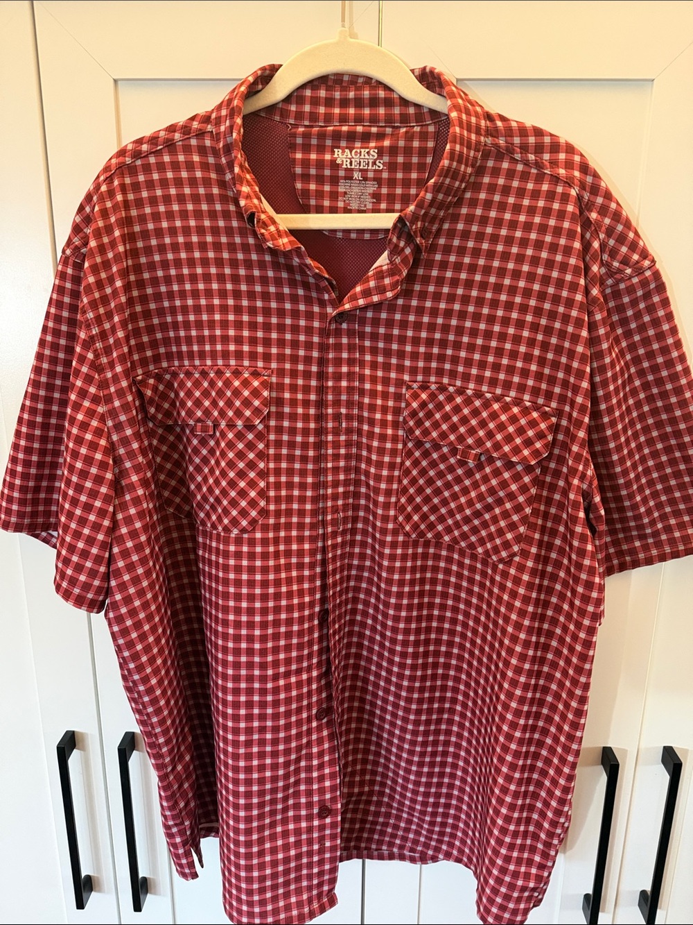 Racks & Reels Men's Red and White Check Short-Sleeve Button-Down Shirt Fishing